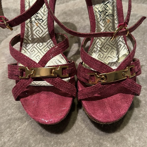 NEW Soul to Soul high heel - Picture 3 of 7